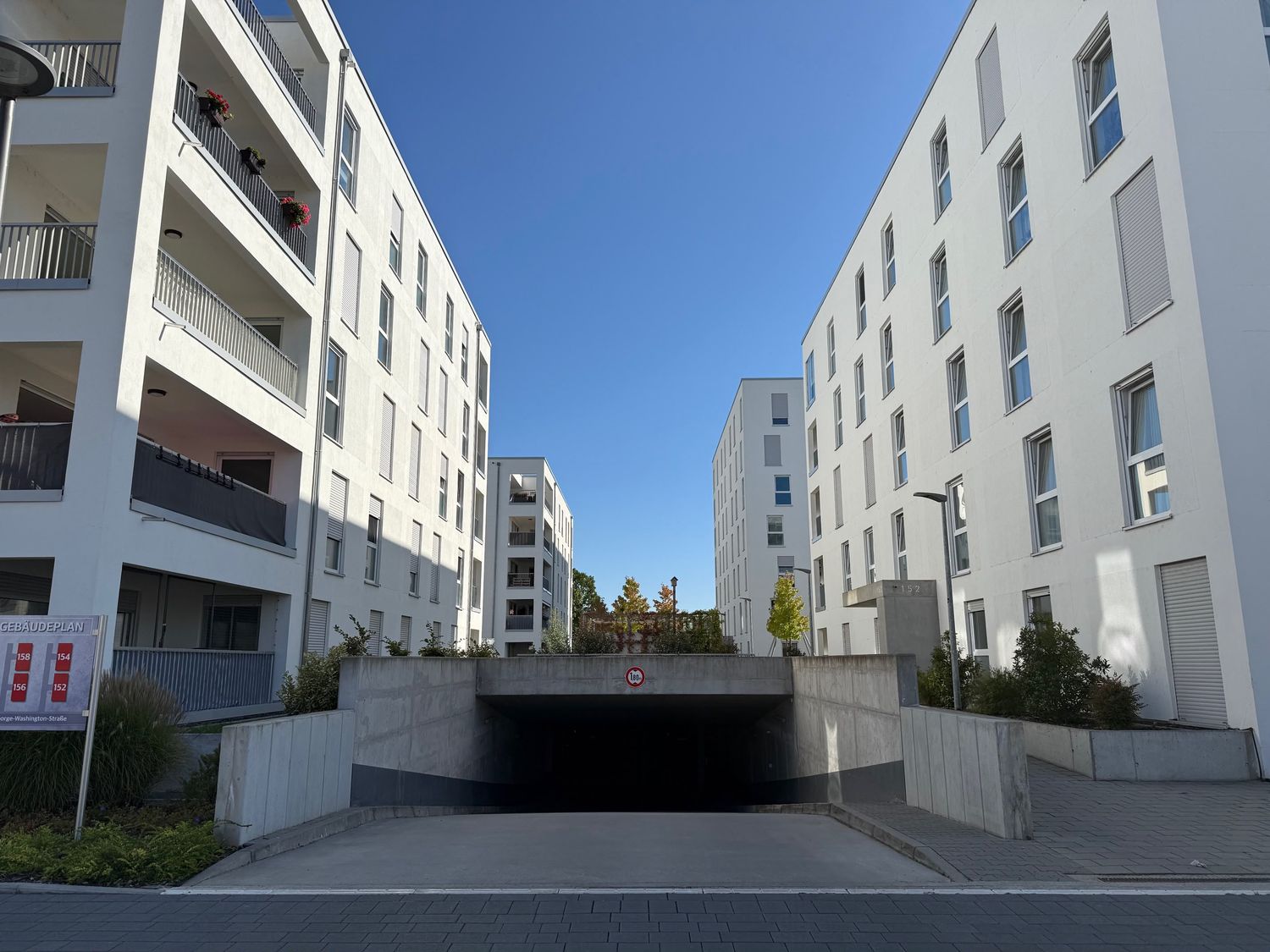 Neubau-Wohnanlage mit Tiefgarage